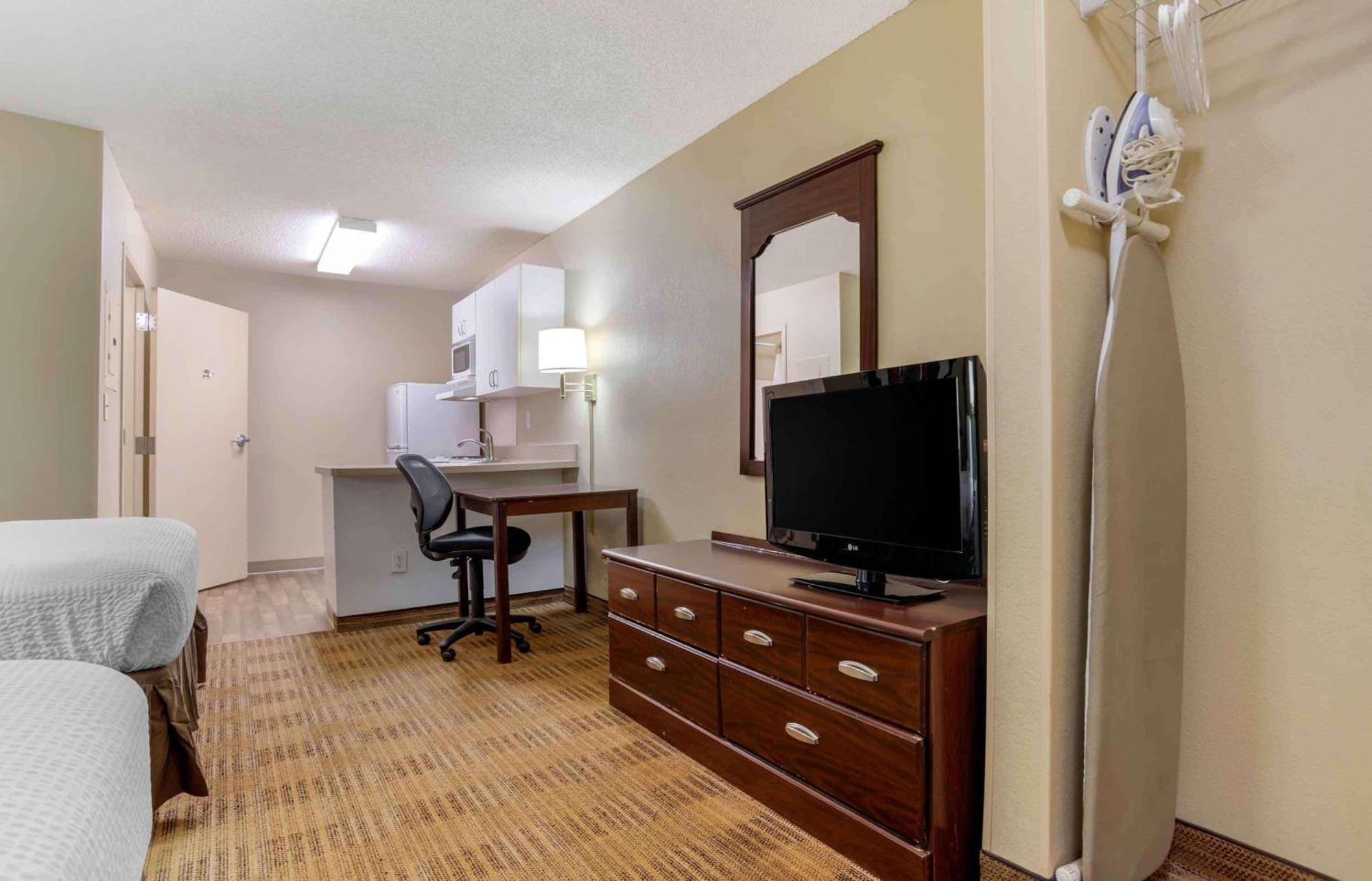 Extended Stay America Suites - Huntsville - Us Space And Rocket Center Екстериор снимка