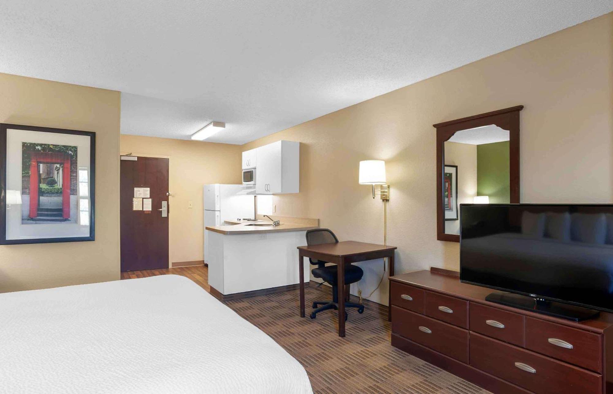 Extended Stay America Suites - Huntsville - Us Space And Rocket Center Екстериор снимка