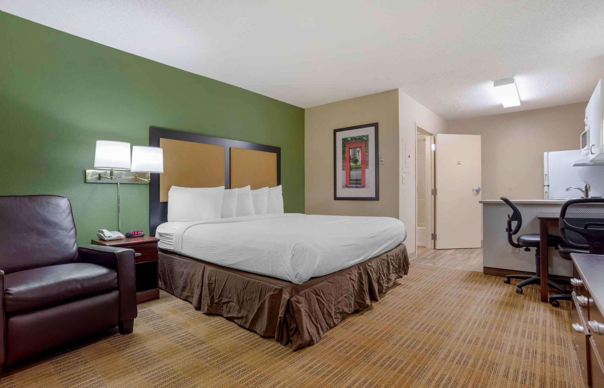 Extended Stay America Suites - Huntsville - Us Space And Rocket Center Екстериор снимка